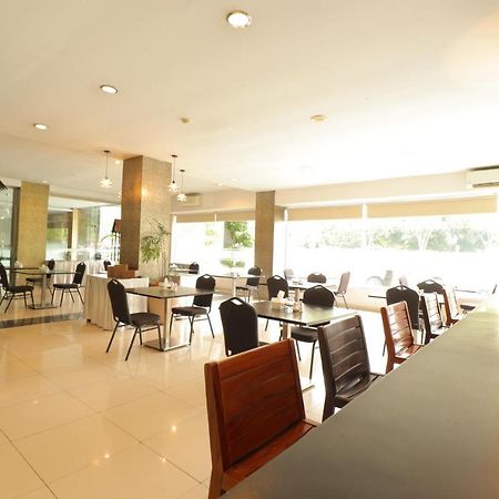 Saka Hotel Medan Sunggal Extérieur photo
