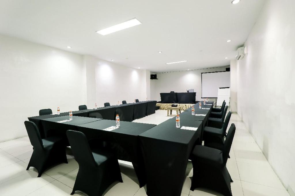 Saka Hotel Medan Sunggal Extérieur photo